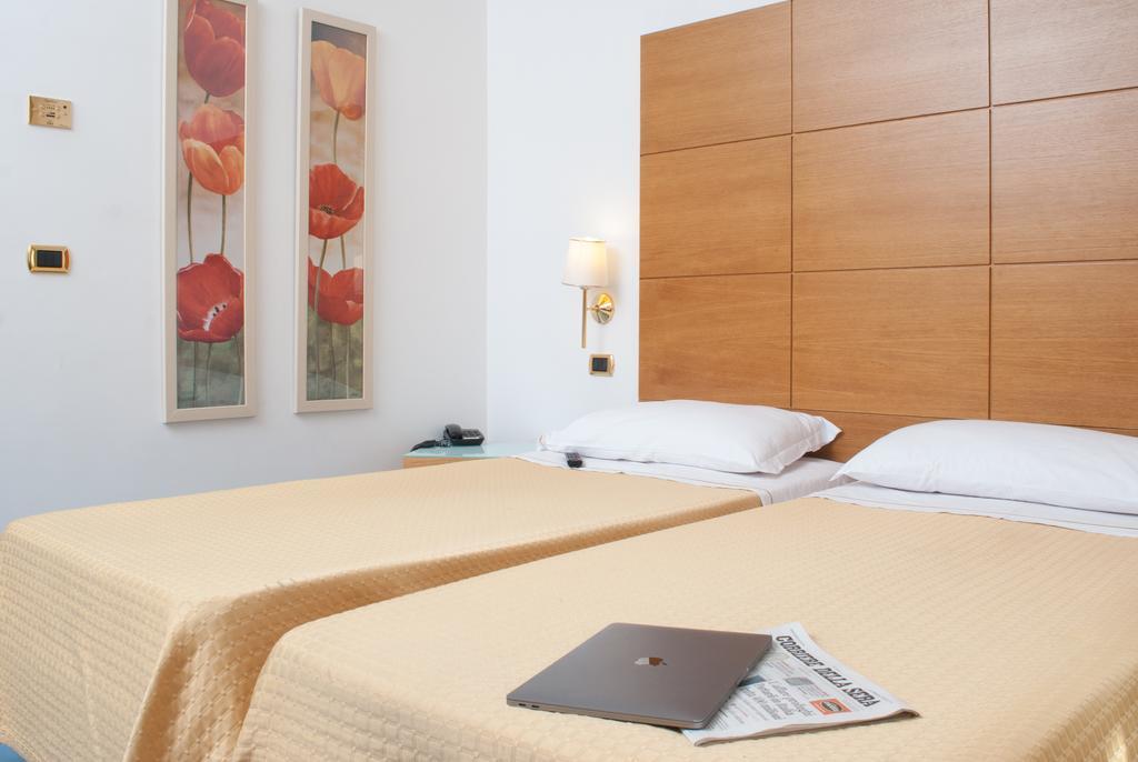 City Hotel Касория Екстериор снимка