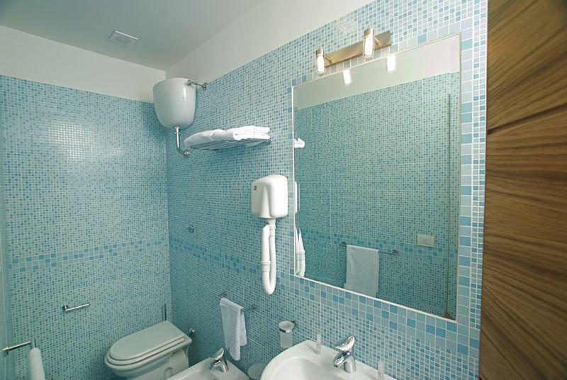 City Hotel Касория Екстериор снимка